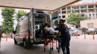 Bursa'da sokakta tartıştığı eniştesini 7 yerinden bıçakladı