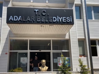 Adalar ve Silifke belediyelerine operasyon: Belediye Başkanları da gözaltında