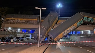 Almanya'da iki yük treni çarpıştı: 1 ölü