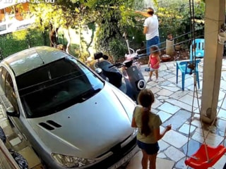 Muğla'nın Fethiye ilçesinde 1 kişinin öldüğü komşu dehşeti kameraya yansıdı