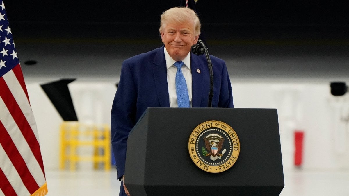 Donald Trump’tan İngiltere Başbakanı Keir Starmer için istifa iddiası