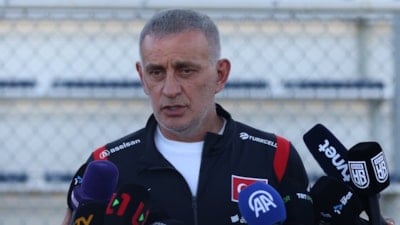 İbrahim Hacıosmanoğlu: Futbolcuların üzerinde ahlaksız eleştirilerin vermiş olduğu rahatsızlık vardı