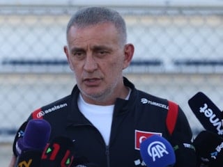 İbrahim Hacıosmanoğlu: Futbolcuların üzerinde ahlaksız eleştirilerin vermiş olduğu rahatsızlık vardı