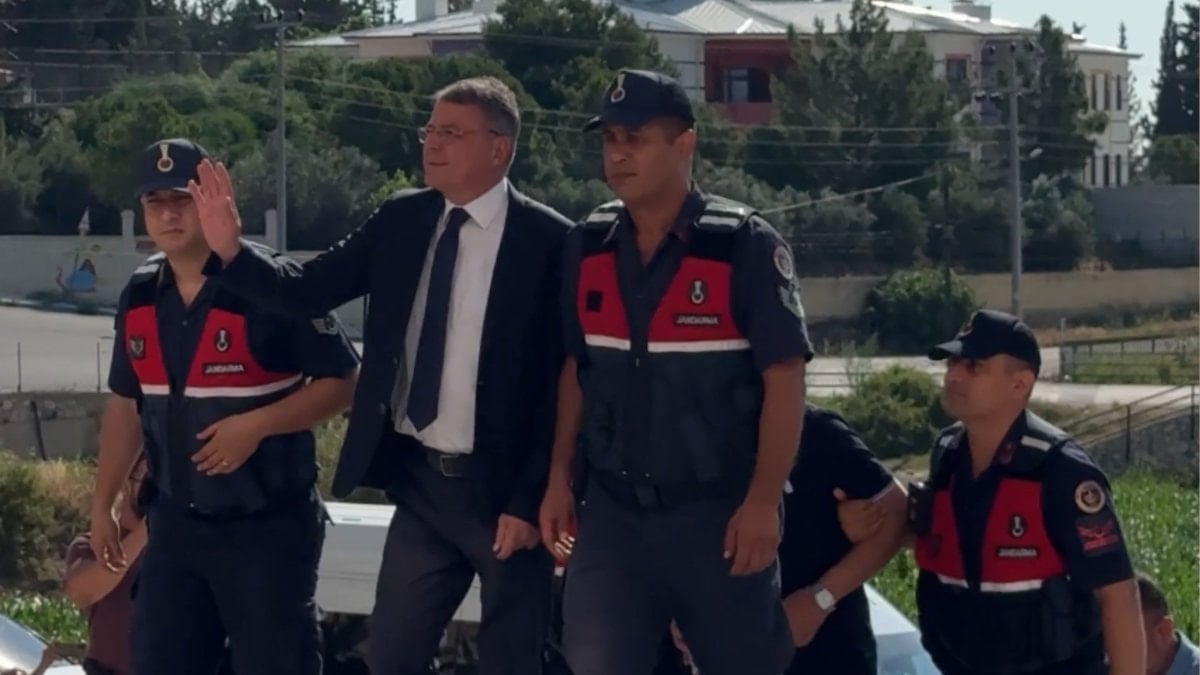Adalar Belediyesi soruşturmasında 39 şüpheli adliyede