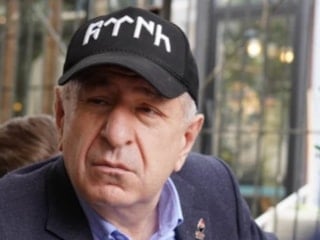 Ümit Özdağ'dan alınan tazminat parasıyla Suriye'de yetim sofrası kuruldu