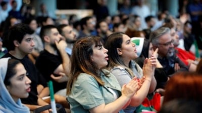 İranlılar, milli takımlarının Dünya Kupası'ndaki ikinci maçını coşkuyla takip etti