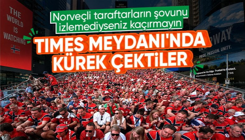 Norveçli taraftarların Times Meydanı'nda Viking kürek çekme gösterisi gündem oldu