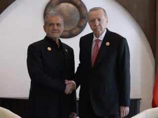 SON DAKİKA! Cumhurbaşkanı Erdoğan İranlı mevkidaşıyla görüştü