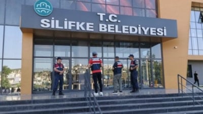 CHP'li Adalar ve Silifke belediye başkanları tutuklandı