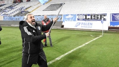 Erzurumspor FK, Serkan Özbalta ile sözleşme yeniledi