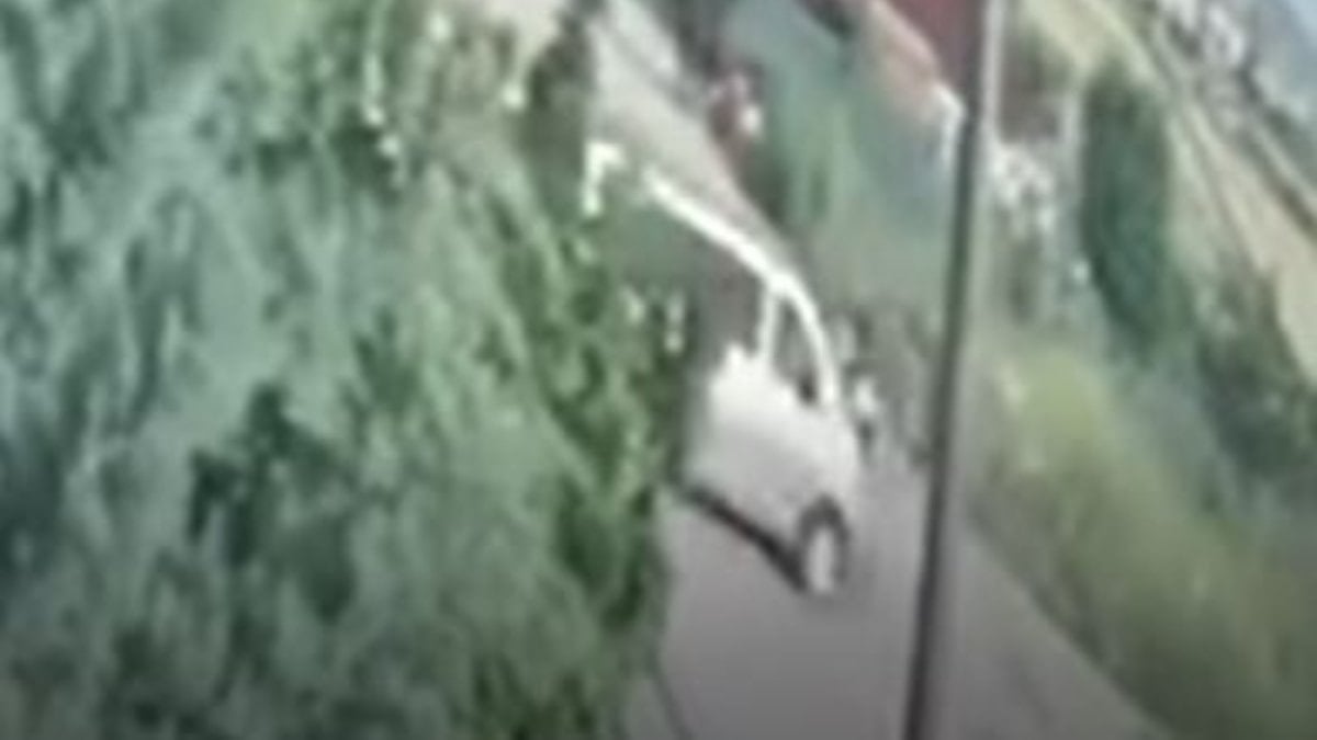 Ankara'da scooter ile giderken ticari aracın çarptığı çocuk öldü