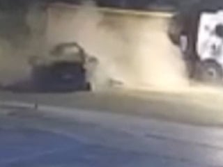 Ankara'da otomobilin kamyona çarptığı kazada 3 kişi öldü