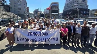 Zonguldak'ta hafızlık icazet programına 'laiklik' adı altında protesto