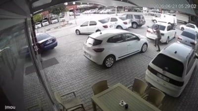 Adana'da oto galericiler sitesinde silahlı saldırı düzenlendi