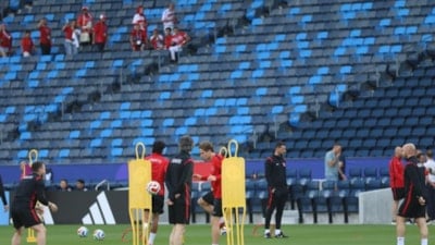 A Milli Futbol Takımı, Los Angeles'taki ilk antrenmanını yaptı: Sadece 17 taraftar izledi...