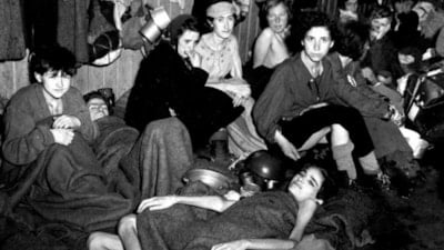 Almanya'da Sinti ve Romanlara ırkçı baskılar devam ediyor: Naziler döneminde katledildiler