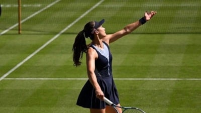 Zeynep Sönmez, Eastbourne Açık'ta çeyrek finale çıktı