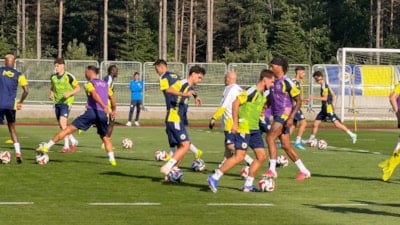 Fenerbahçe, Topuk Yaylası'ndaki ilk idmanını yaptı