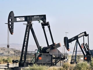 Brent petrol, savaşın başlamasından bu yana ilk kez 75 doların altına düştü