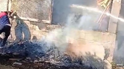 Zonguldak'ta ev deposunda yangın