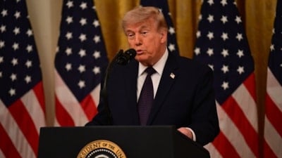 İranlı yetkililer, Donald Trump’ın hamlelerini anlamak için onun kitabını okudu