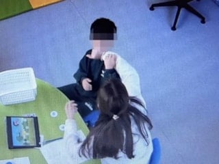 Mersin'de otizmli çocuğu darbeden öğretmen tutuklandı