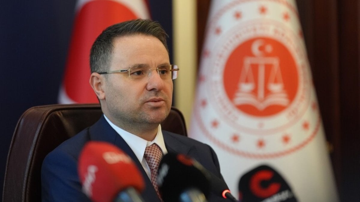 Bakan Gürlek, Özgür Özel'den 150 bin lira tazminat kazandı