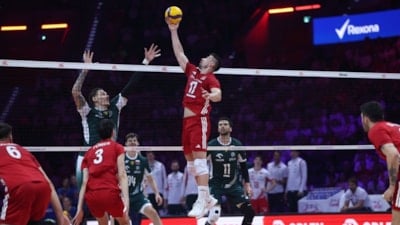 Filenin Efeleri, Polonya'ya karar setinde yenildi