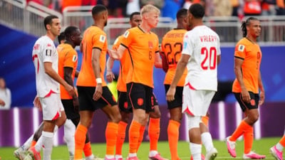 Tunus'u mağlup eden Hollanda grubu lider tamamladı
