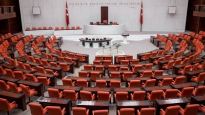 TBMM'de sandalye dağılımı değişti: AK Parti'nin Meclis'teki sandalye sayısı 277'ye çıktı