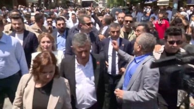 Diyarbakır'da Özgür Özel'i karşılayanların 'Hain Kemal' sloganlarını Sezgin Tanrıkulu susturdu