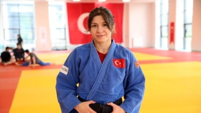 Tuğçe Beder, Çin'deki turnuvada gümüş madalya kazandı