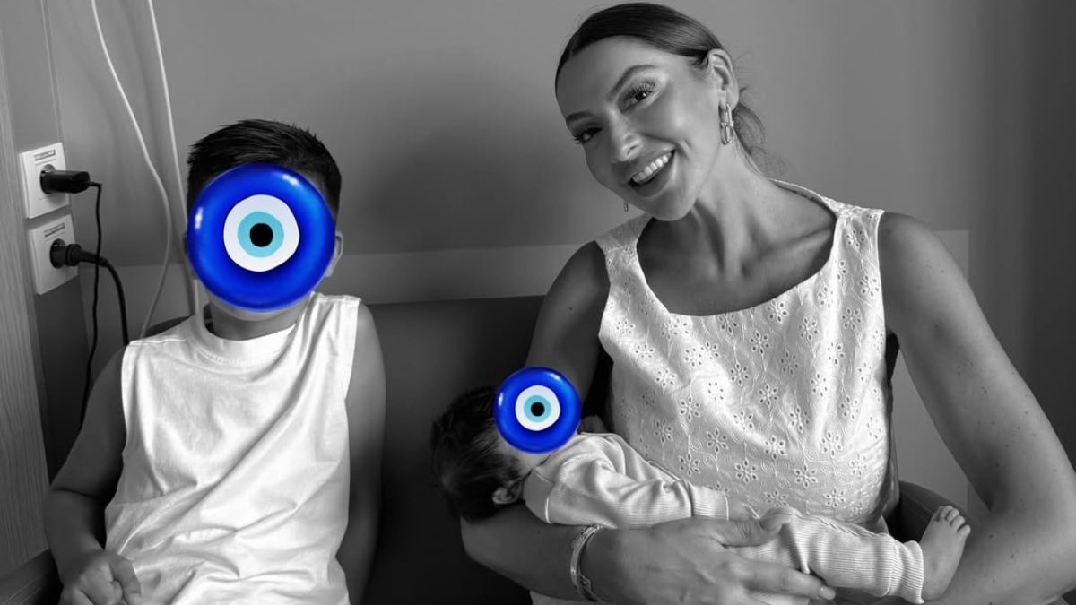 Hadise ikinci kez hala oldu