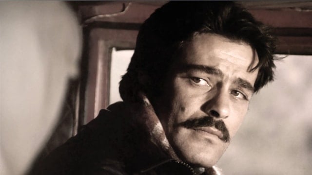 Kadir İnanır'ın ilk filmi bakın hangisi çıktı: Teklifler peş peşe yağdı