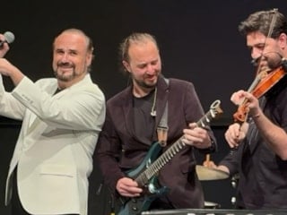Ünlü tenor Hakan Aysev 7. kez nikah masasına oturdu