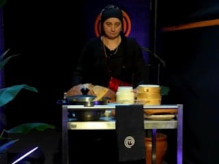 Hem yemekleri hem hikayesi etkiledi! Trabzonlu Emine MasterChef'e damga vurdu