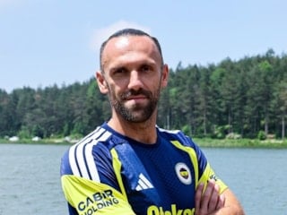 Fenerbahçe'ye Vedat Muriç'ten kötü haber geldi
