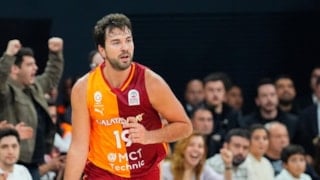 Galatasaray'da Buğrahan Tuncer'in sözleşmesi yenilendi