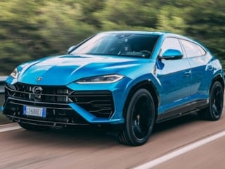 Lamborghini Urus'un en güçlü versiyonu geliyor: İşte özellikleri