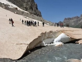 Cilo Buzulları için hayati uyarı: Çatlak riski nedeniyle çıkışlar yasaklandı