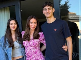 Demet Şener oğlu Ömer'i tribünden izledi: Gururlu anne