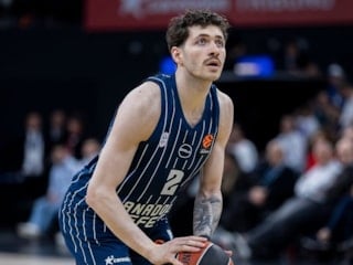 Anadolu Efes'te Şehmus Hazer ile yollar ayrıldı