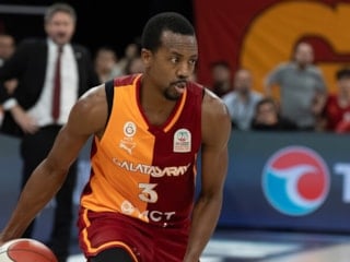 Galatasaray'da Errick McCollum ile yollar ayrıldı