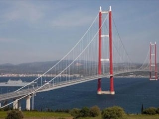 SON DAKİKA! Otoyol ve köprü geçiş ücretlerine zam