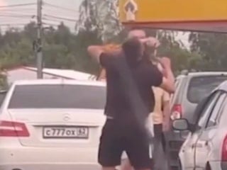 Rusya'da akaryakıt krizi derinleşiyor: Vatandaşlar arasında kavgalar başladı