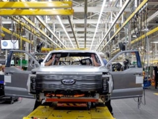 Yapay zekaya güvenen Ford bin pişman: Eski çalışanları geri aldı