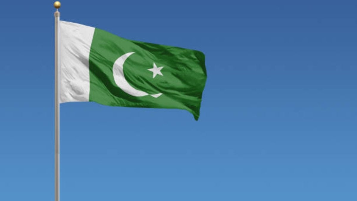 Pakistan'da dershanenin çatısı çöktü: 14 ölü