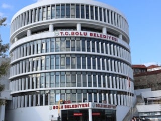 Bolu Belediyesi’ne operasyon: Özel Kalem Müdürü gözaltında