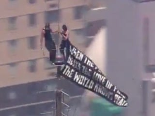 Empire State Binası'nın zirvesinde film gibi evlilik teklifi