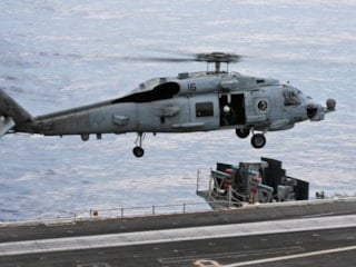 ABD ordusuna ait helikopterden acil iniş: 1 kişi kayboldu